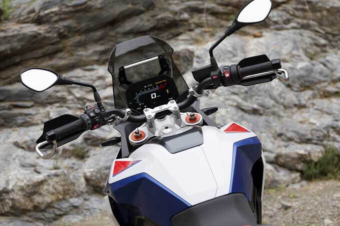 【BMW Motorrad F900GS 海外試乗記】エンジン、車体、電子制御において大幅アップグレード！ 36画像